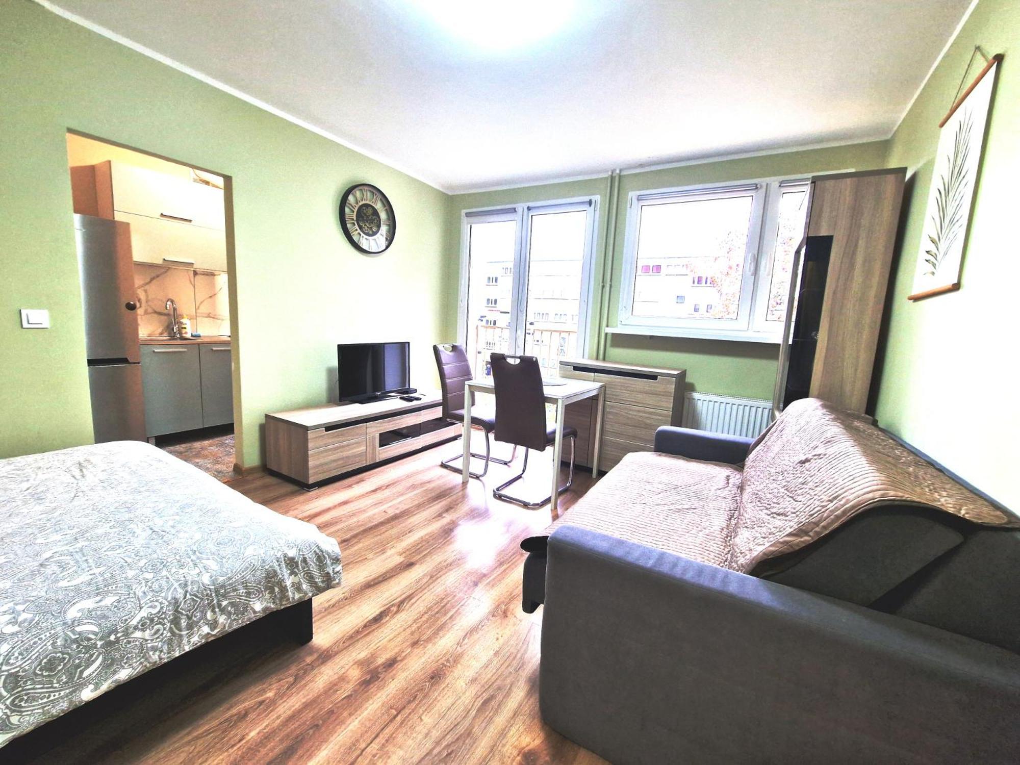 Happy Estate - Old Town Apartment