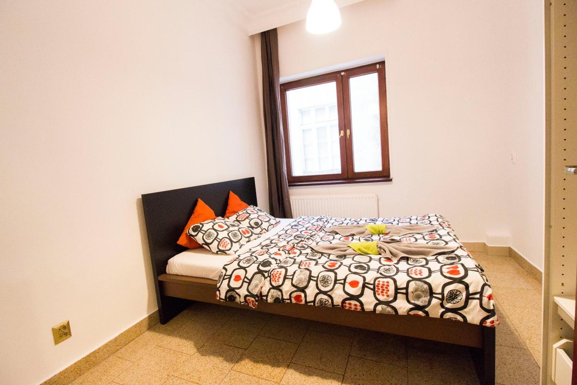 Happy Estate - Old Town Apartment